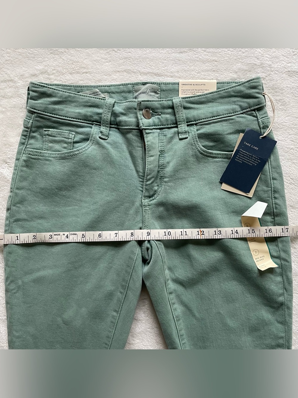 NWT Universal Threads Mint Green Mid Rise Skinny Jeans size 2 - Picture 5 of 6